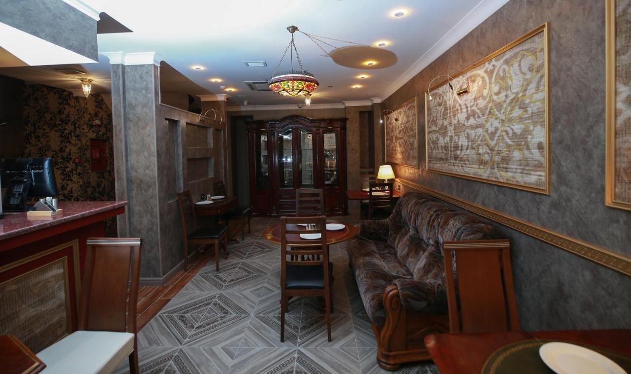 West Inn Hotel & Restaurant Nz Baku Kültér fotó