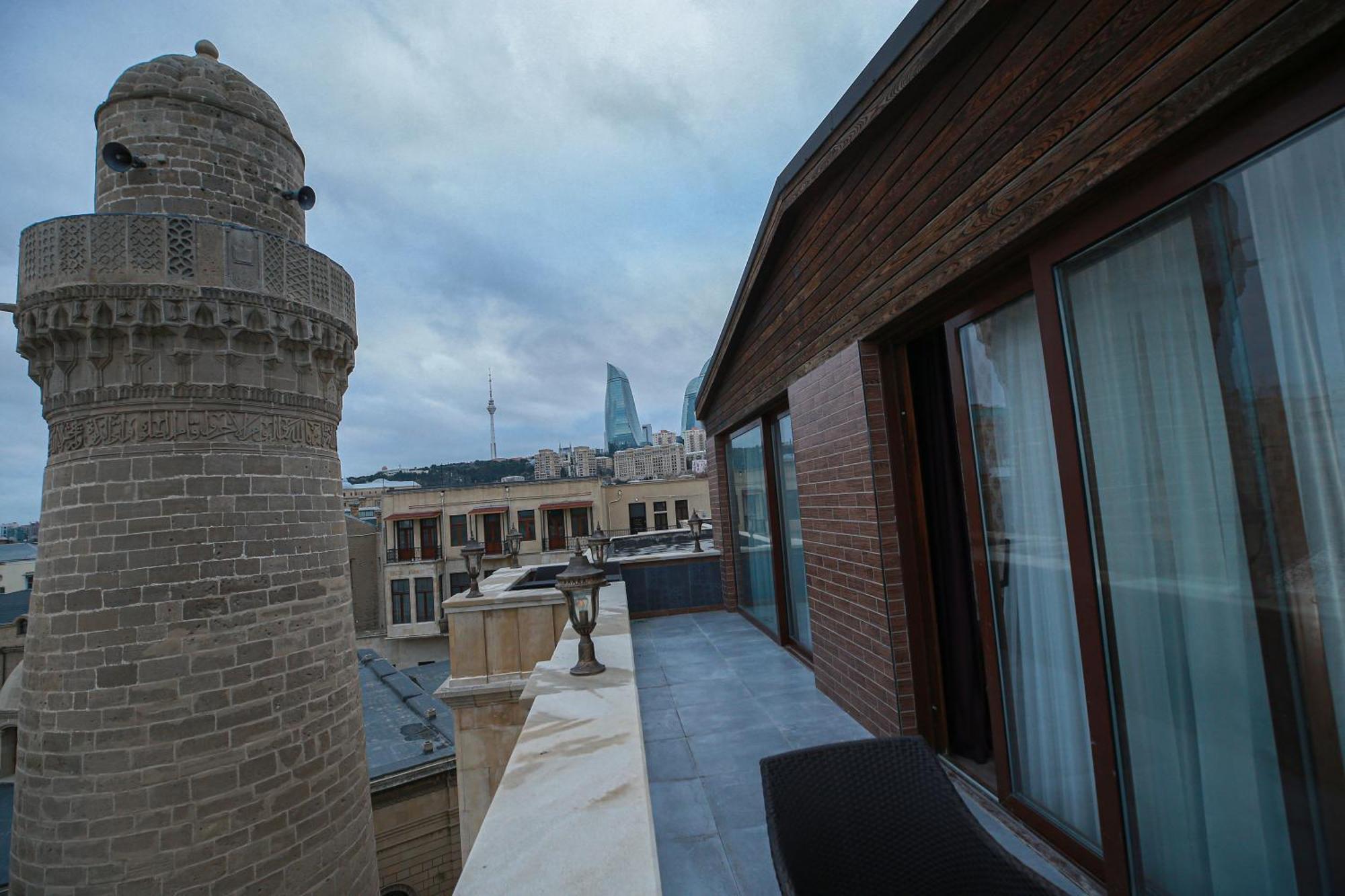 West Inn Hotel & Restaurant Nz Baku Kültér fotó