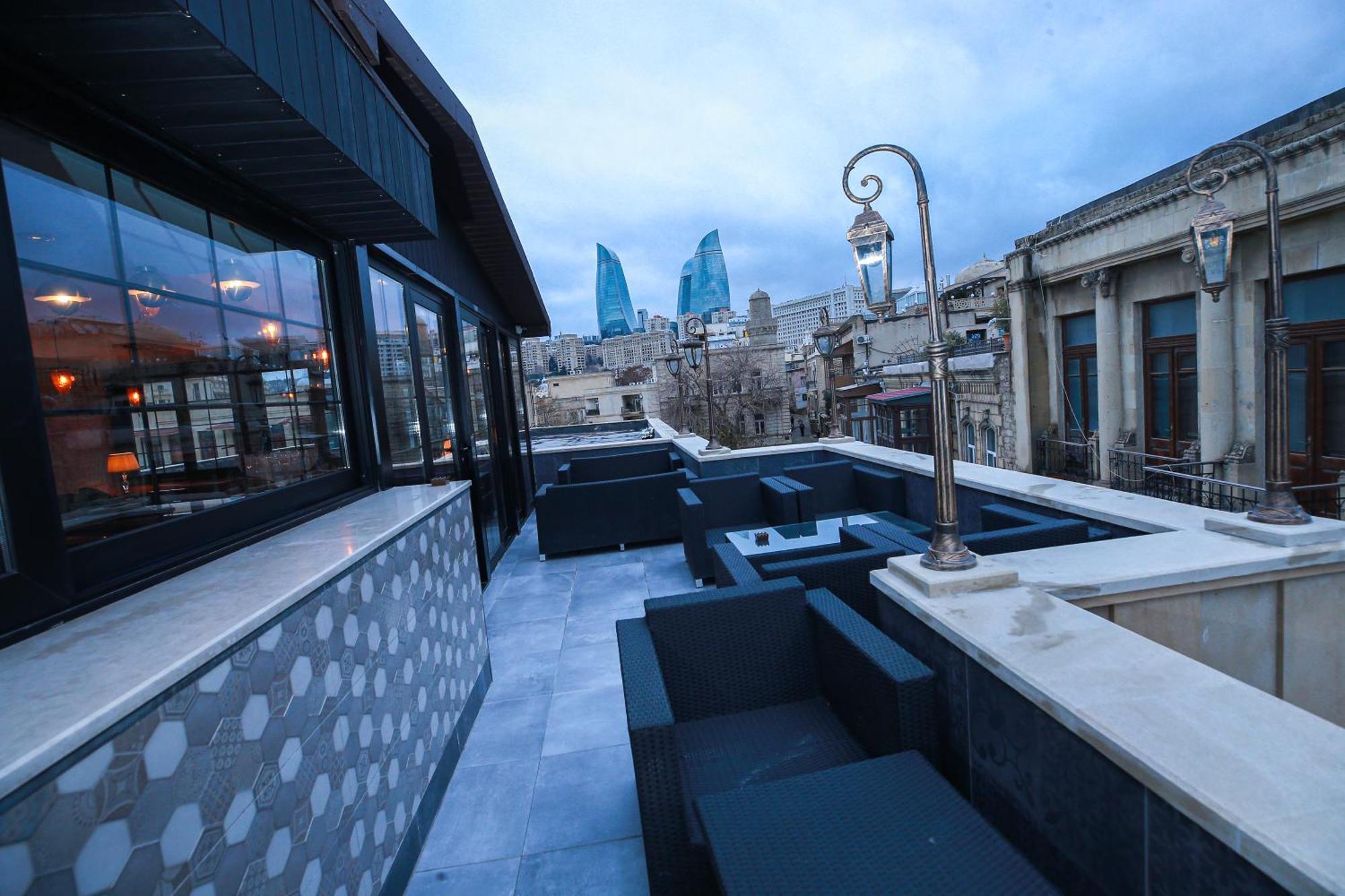 West Inn Hotel & Restaurant Nz Baku Kültér fotó