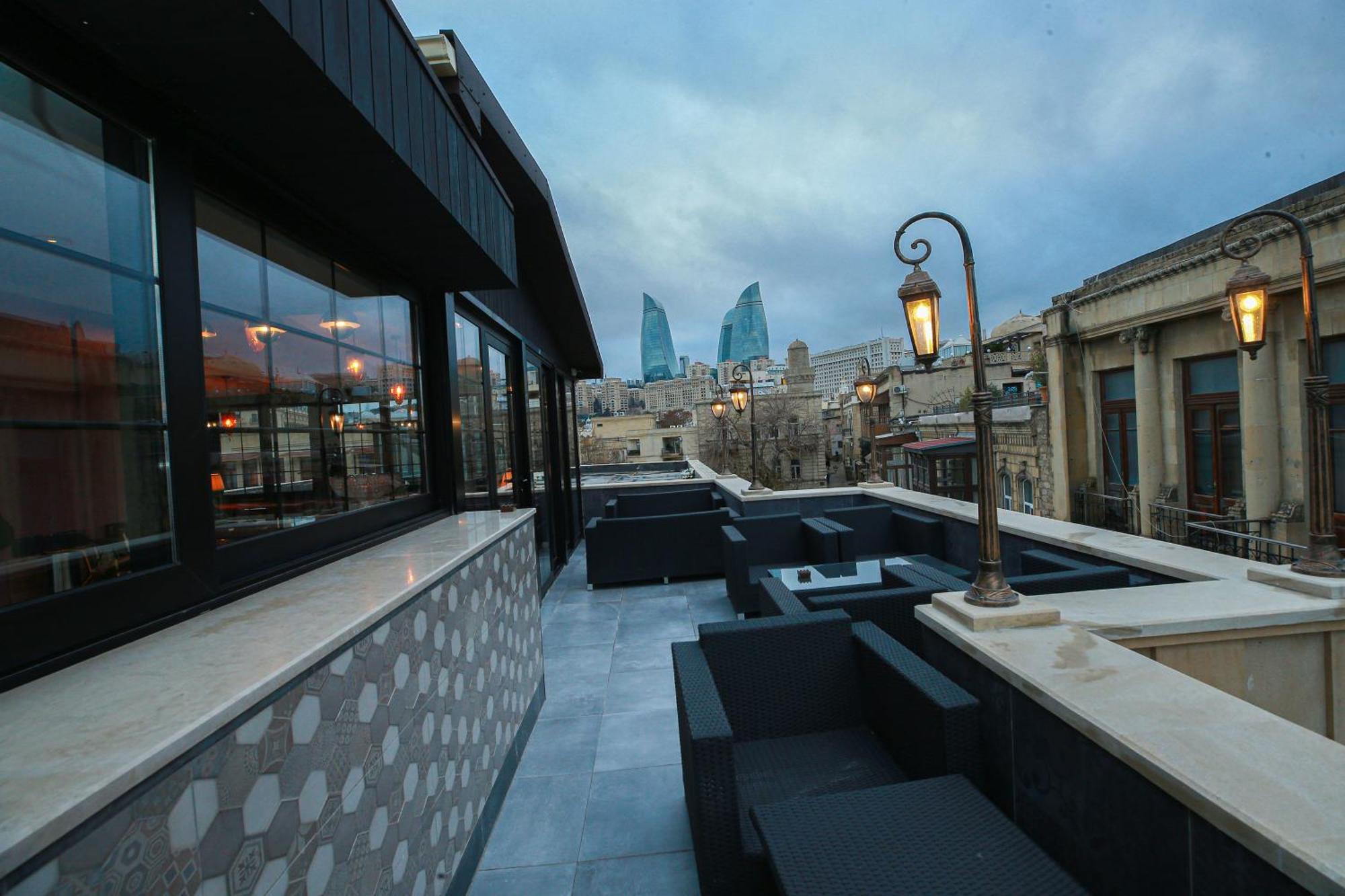 West Inn Hotel & Restaurant Nz Baku Kültér fotó